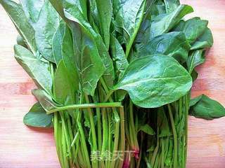 干豆腐炝菠菜的做法步骤：1