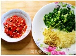鱼香肉丝的做法步骤:2