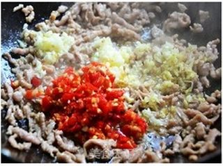 鱼香肉丝的做法步骤:5