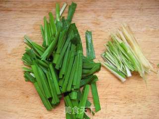 韭菜炒虾丝的做法步骤:4
