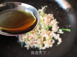 韭菜炒虾丝的做法步骤:7