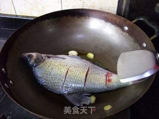 家常红烧鳊鱼的做法步骤:6