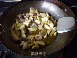 家常菜-----茭白焖肉的做法步骤：11