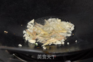 原味的葱姜炒花蛤的做法步骤:3