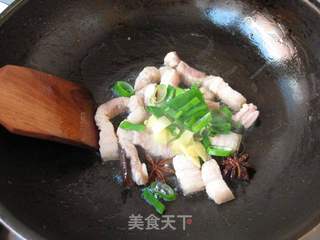 五花肉海带烧豆腐丸子的做法步骤:4