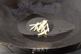 香芹煮鹿仔的做法步骤:3