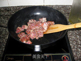 嫩姜爆兔肉的做法步骤:4