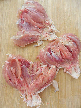 【荤菜】香煎鸡腿肉的做法步骤:4