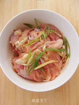 【荤菜】香煎鸡腿肉的做法步骤:6