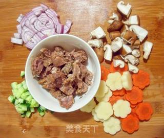 牛肉与咖喱真是绝配---牛肉咖喱饭的做法步骤：5