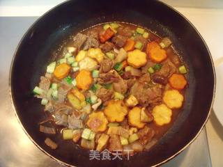牛肉与咖喱真是绝配---牛肉咖喱饭的做法步骤:11