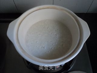 补气虚益脾胃的---【鳌花鱼豆腐粥】的做法步骤:2