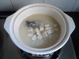补气虚益脾胃的---【鳌花鱼豆腐粥】的做法步骤:5