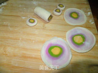 五彩缤纷万紫千红的饺子的做法步骤:7