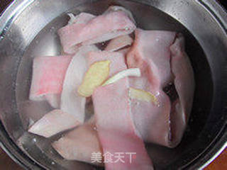 多吃多美丽—橙香双色猪皮冻的做法步骤:3