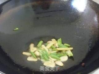 【怡汝私房宴客菜】尖椒回锅肉的做法步骤：6