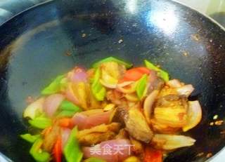 【怡汝私房宴客菜】尖椒回锅肉的做法步骤：11