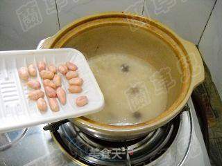 红枣花生粥的做法步骤:4