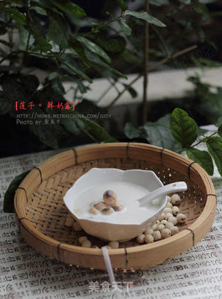莲子鲜奶露的做法步骤:12