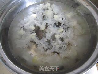 银耳南瓜红枣羹的做法步骤:6