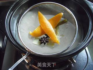 多吃多美丽—橙香双色猪皮冻的做法步骤:9