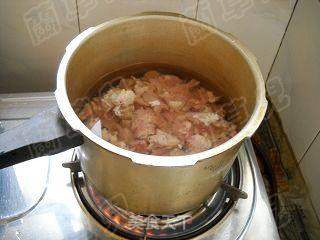 香辣红油牛肉火锅的做法步骤:4