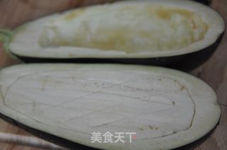 茄子船 – 茄子甜椒饭拌Feta羊奶酪的做法步骤：2