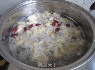 青豆红枣鸡汤的做法步骤：7