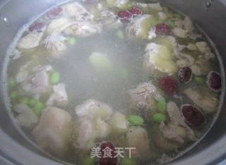 青豆红枣鸡汤的做法步骤:9