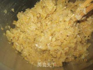 酸菜饺子的做法步骤:5