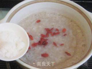 菊花枸杞糯米粥的做法步骤:6