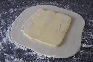 自制244层酥皮 菠萝布丁丹麦酥 及 奶酪酥条的做法步骤：4