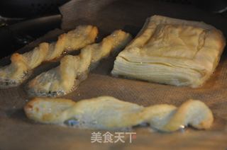 自制244层酥皮 菠萝布丁丹麦酥 及 奶酪酥条的做法步骤：15