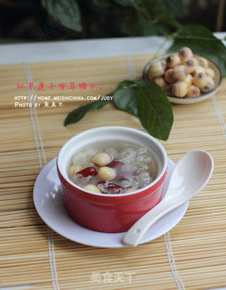 莲子雪耳糖水---解决秋燥的食谱的做法步骤:9