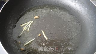 茭白肉丝炒毛豆的做法步骤：7