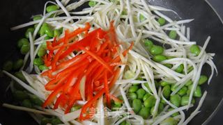 茭白肉丝炒毛豆的做法步骤：10