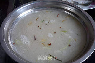 【可口可乐-健康家庭火锅】-----鲜美鱼汤小火锅的做法步骤:13