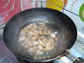用勺吃也照样香—新疆手抓饭的做法步骤:3