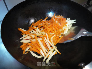 用勺吃也照样香—新疆手抓饭的做法步骤:4