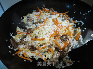 用勺吃也照样香—新疆手抓饭的做法步骤:7