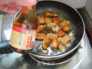 鲜咸啤酒焖酥鱼的做法步骤:7