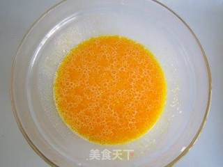 玉米面戚风蛋糕的做法步骤:2