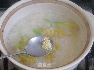 南瓜花糯米粥的做法步骤:7