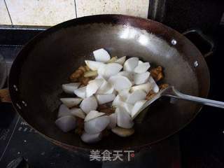 苏北风味--------辣萝卜烧肉的做法步骤:8