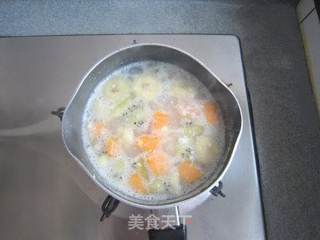 鲜玉米水果粥的做法步骤：7