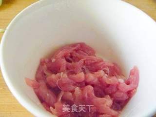 【养生汤煲】海带豆芽肉丝汤的做法步骤：5