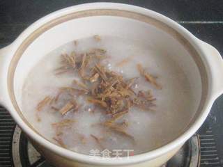 黄花菜咸肉粥的做法步骤:6