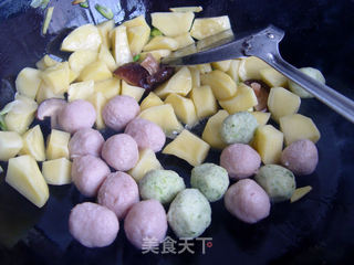 土豆炖肉丸的做法步骤：5