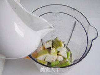 增强免疫—番石榴西芹汁的做法步骤:4