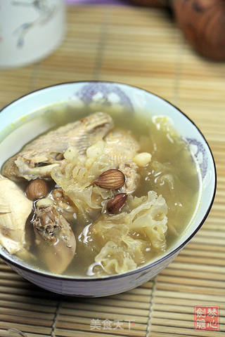 秋天的靓汤--川贝银耳炖鹧鸪的做法步骤:6
